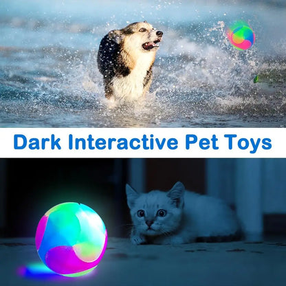 LED Light-Up Dog Toy Ball, Glow-in-the-Dark Rubber, Interactive Chew and Fetch Toy for Puppies and Dogs, Durable Flashing Molar Ball for Fun and Exercise