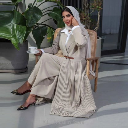 Abaya Dubai Luxury Elegant Arabian Kaftan Coat Black White Cardigan for Women - Stylish Modest Wear for Formal & Casual Occasions in High-Quality Ice Silk