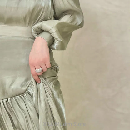 Eid Ramadan Muslim Women's Elegant Pleated A-Line Dress Abaya Kaftan Robe for Celebrations, Perfect for Spring Summer Events, Comfortable and Stylish Design