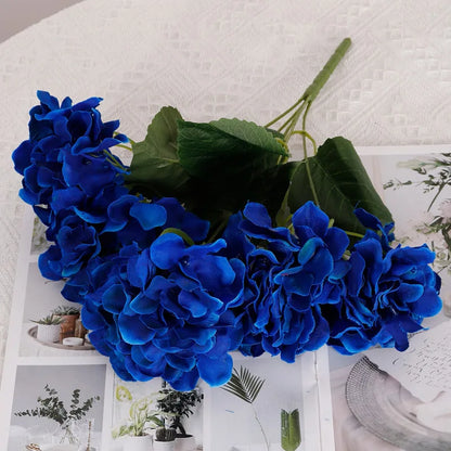 Artificial Hydrangea Silk Flowers 5 Heads Bouquet for Home Decor, Wedding Arrangements, Party Centrepieces, Indoor Decorative Floral Branch, Anniversary and Event Decorations