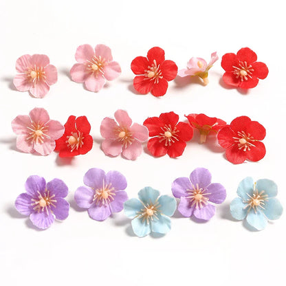 50Pcs 2.5cm Mini Daisy Artificial Flowers Silk Fake Flowers Heads for Home Wedding DIY Wreath Scrapbook Bride Decor Accessories