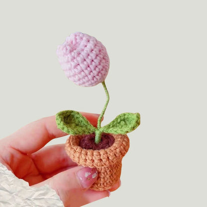 Mini Artificial Rose Decoration, Handwoven Wool Plant for Home, Office Desk Ornament, Perfect for Anniversaries, Birthdays, Weddings, Indoor Bonsai Style, PP Material