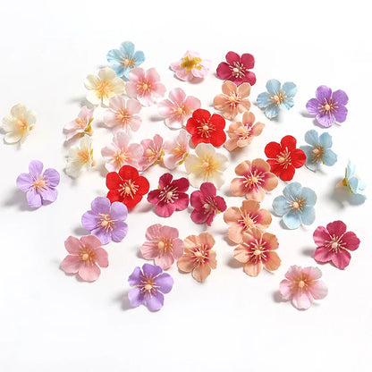 50Pcs 2.5cm Mini Daisy Artificial Flowers Silk Fake Flowers Heads for Home Wedding DIY Wreath Scrapbook Bride Decor Accessories