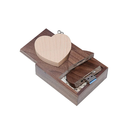 Walnut Wooden Heart Gift Box USB Flash Drive 8GB 16GB 32GB 64GB 128GB Creative Pendrive Memory Stick for Unique Gifts and Special Occasions