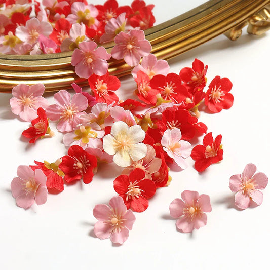 50Pcs 2.5cm Mini Daisy Artificial Flowers Silk Fake Flowers Heads for Home Wedding DIY Wreath Scrapbook Bride Decor Accessories