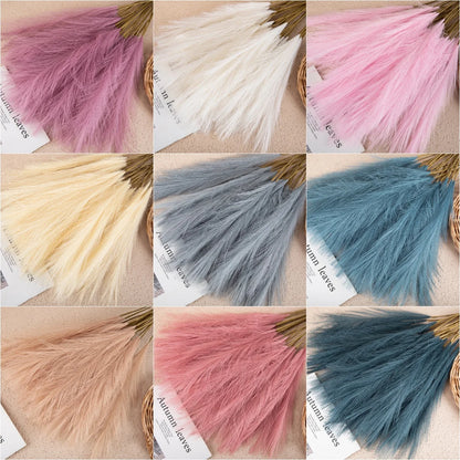 Artificial Pampas Grass Bouquet | 1/5/10/30 Stems | Boho Wedding Décor | Home Floral Arrangement | Indoor Plastic Faux Flowers | Party Table Decorations