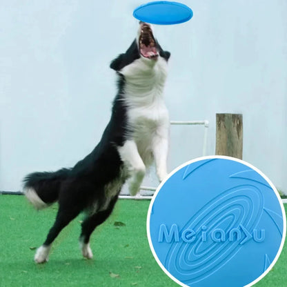 7" Rubber Dog Flying Disc, Fetch Toy for Outdoor Fun, Floatable and Lightweight, Bright Colours, Ideal for Training and Play on Water and Land