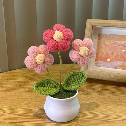 Mini Artificial Rose Decoration, Handwoven Wool Plant for Home, Office Desk Ornament, Perfect for Anniversaries, Birthdays, Weddings, Indoor Bonsai Style, PP Material