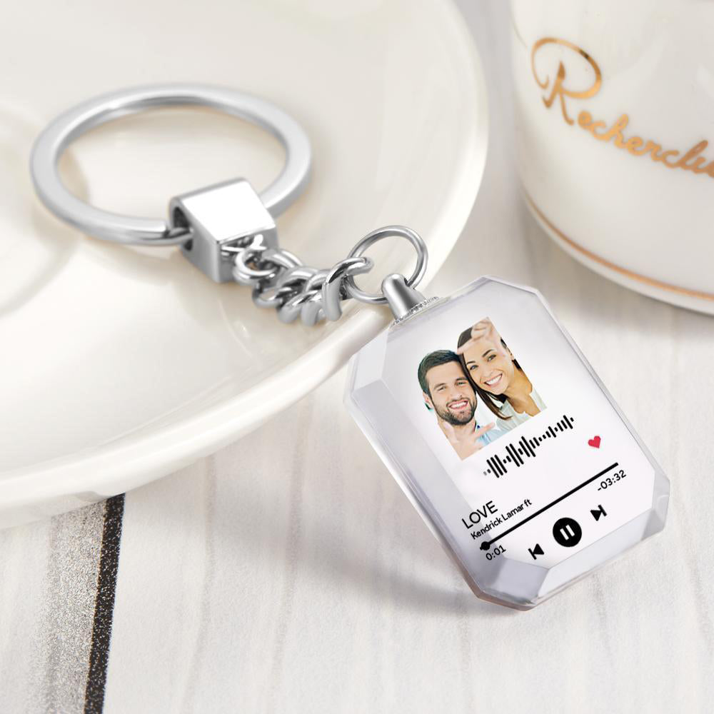personalised keychains crystal picture frame scannable code keychain gift for friends and loved ones, clear elegant design with high-quality uv printing