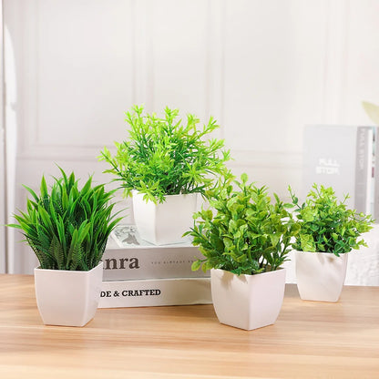 Artificial Eucalyptus Bonsai Plant, Green Decorative Mini Potted Tree, Indoor Home Décor, Garden, Bedroom, Office Display, Plastic Fake Plant for Tabletop Arrangement