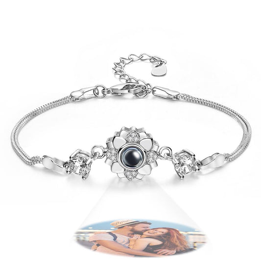 Custom Photo Projection Bracelet Flower Romantic Commemorate Gifts for Girlfriend, Unique Keepsake for Love and Memories, Ideal Birthday and Anniversary Present
