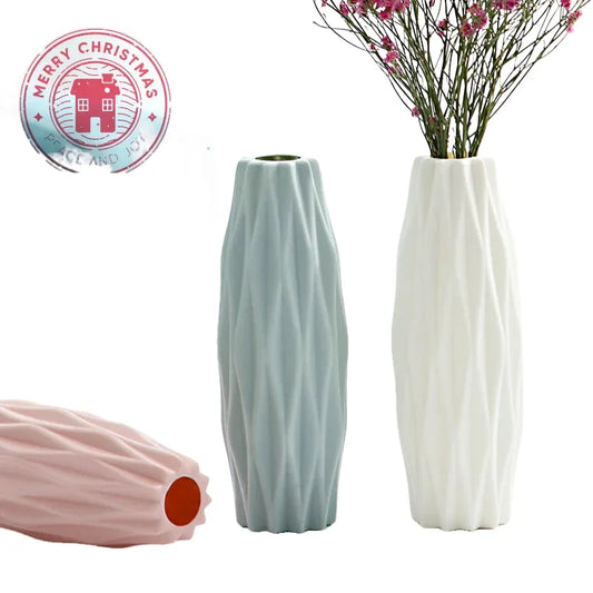 21cm Modern Flower Vase, White Pink Green Plastic, Nordic Style Home Decor, Ideal for Living Room and Small Flower Arrangements, Minimalist Ornament, Shatter-Resistant