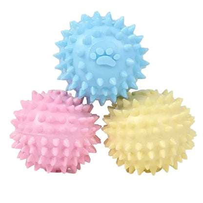Interactive Pet Chew Toy Ball, Durable Rubber Texture, Promotes Healthy Teeth, Ideal for Dogs and Cats of All Sizes, Encourages Playtime and Outdoor Fetch Activities